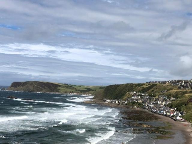 Puffins Nest Gardenstown Exterior photo
