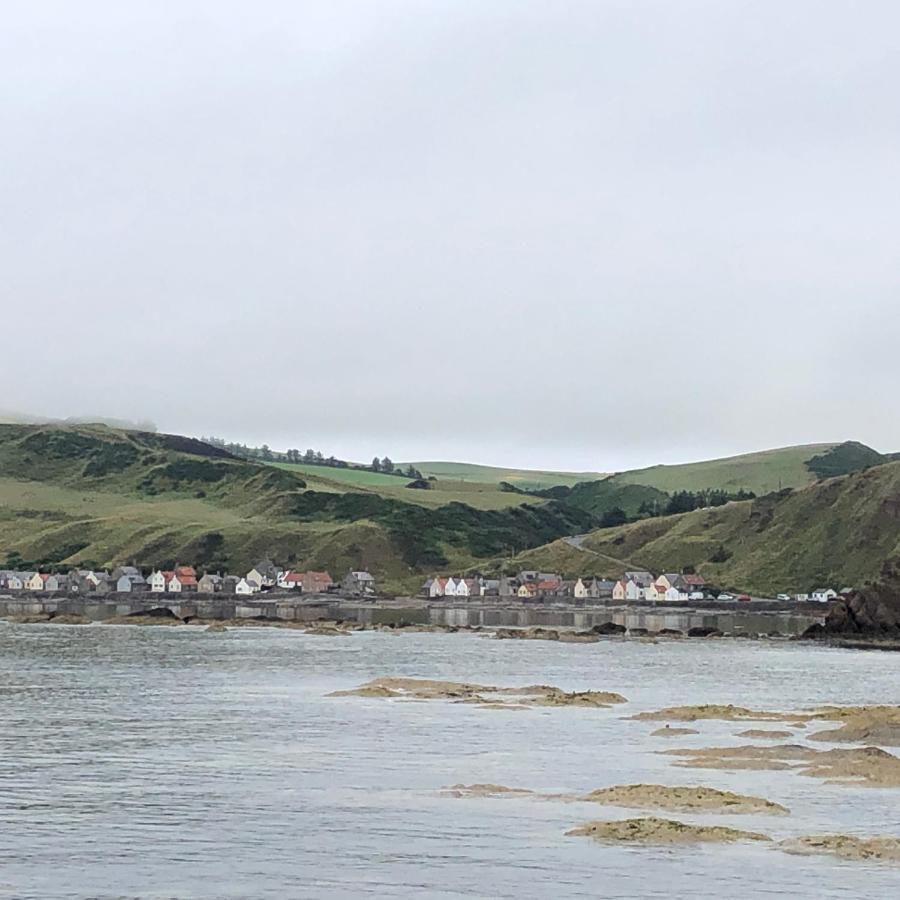 Puffins Nest Gardenstown Exterior photo